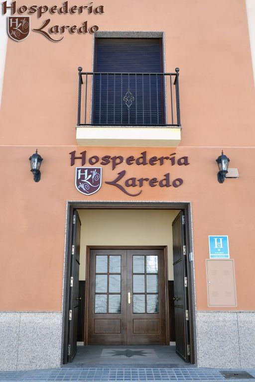 Hotel Hospederia Laredo La Carlota Esterno foto