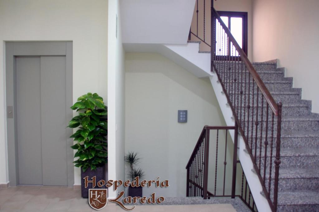 Hotel Hospederia Laredo La Carlota Esterno foto